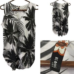 Big Bang Tropical Embellished Palm Tree V Neck Sleeveless Tunic Tee Top Large